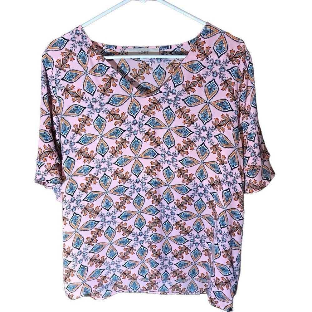 Loft size Medium Top short ruffle sleeve Blouse Pink floral casual career